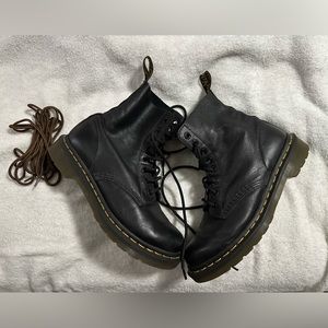 Dr. Martens 1460 Pascal Virginia Leather Boots